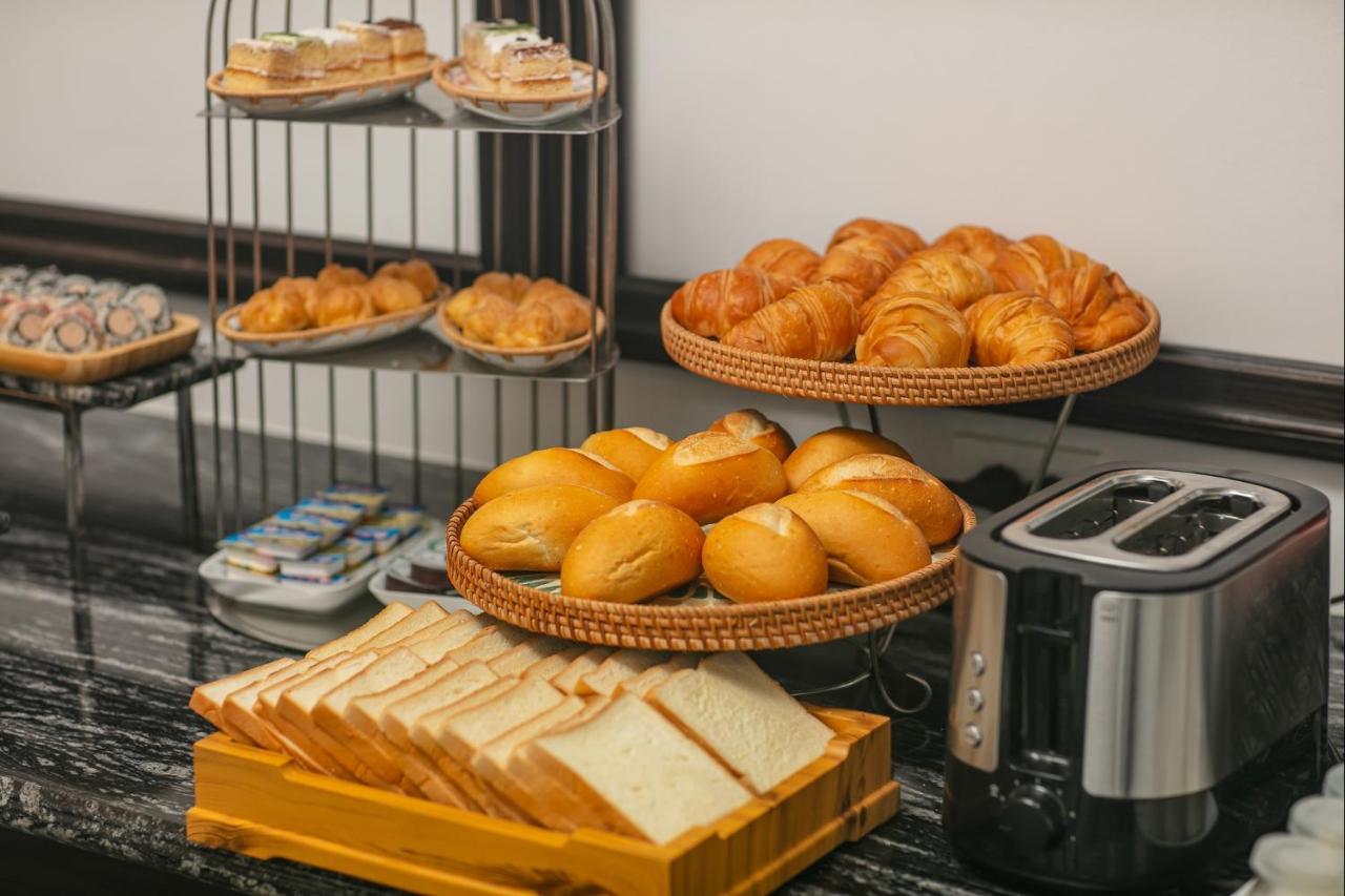 Media Central Hotel & Spa 하노이 외부 사진